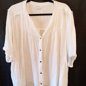 SOFT GAUZE BUTTON UP TOP